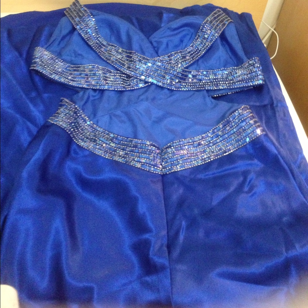 Y2K PROM DRESS - Picture 3 of 4